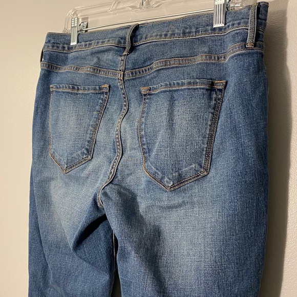 Old Navy Original Boot-Cut - Picture 4 of 8
